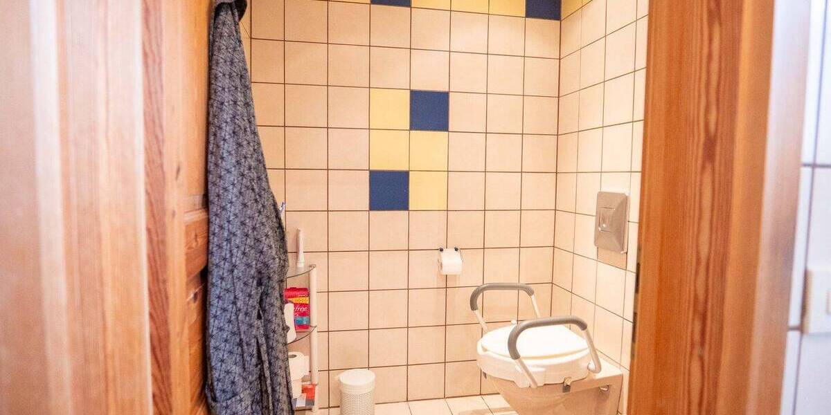 Doppelhaushälfte Tüßling - 6 Zimmer, 186 m&sup2;, 550.000&euro; | Angebot:26358838