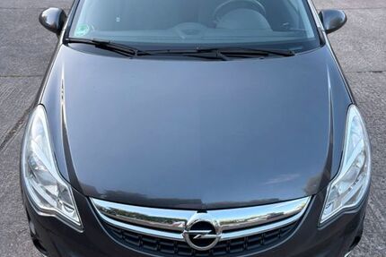 Opel Corsa 42.000 km 4.600 &euro; frankfurt oder 15236
