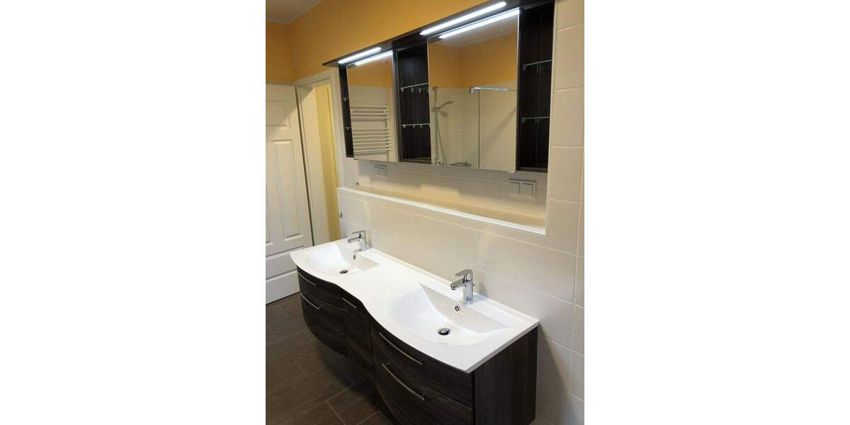 Einfamilienhaus Wandlitz - 4 Zimmer, 130 m&sup2;, 2.080&euro; | Angebot:25388851