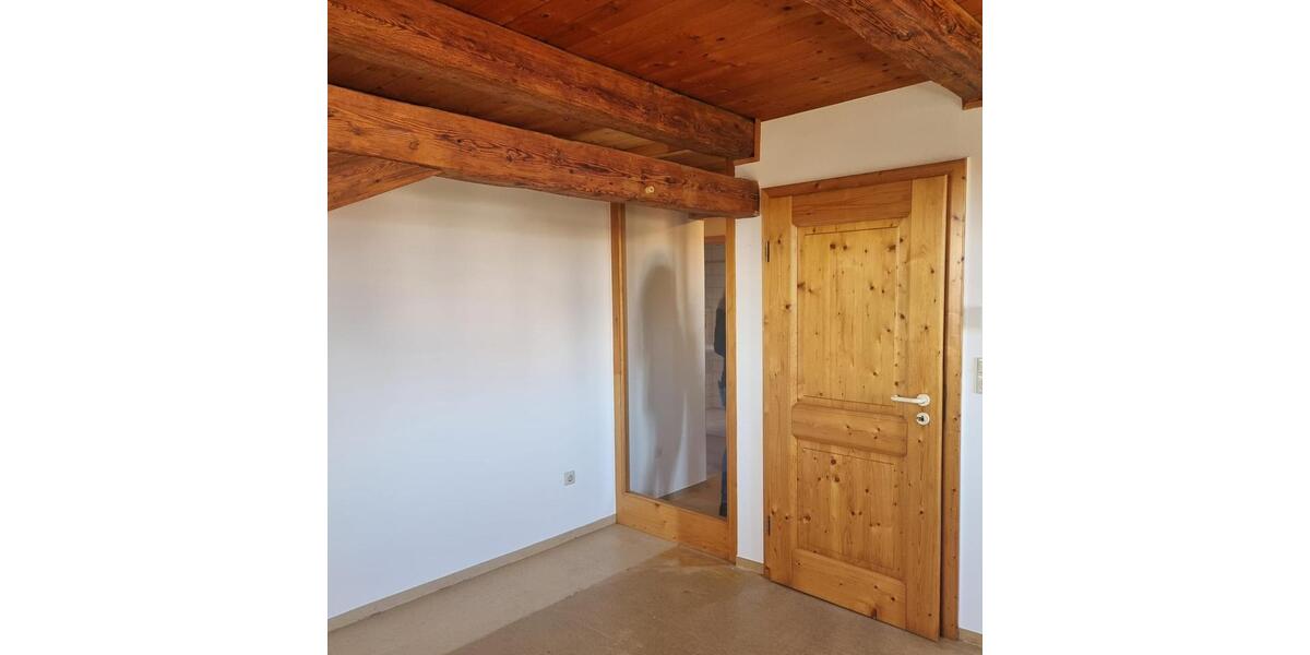 Dachgeschoßwohnung Wassertrüdingen - 2 Zimmer, 45 m&sup2;, 380&euro; | Angebot:26596690