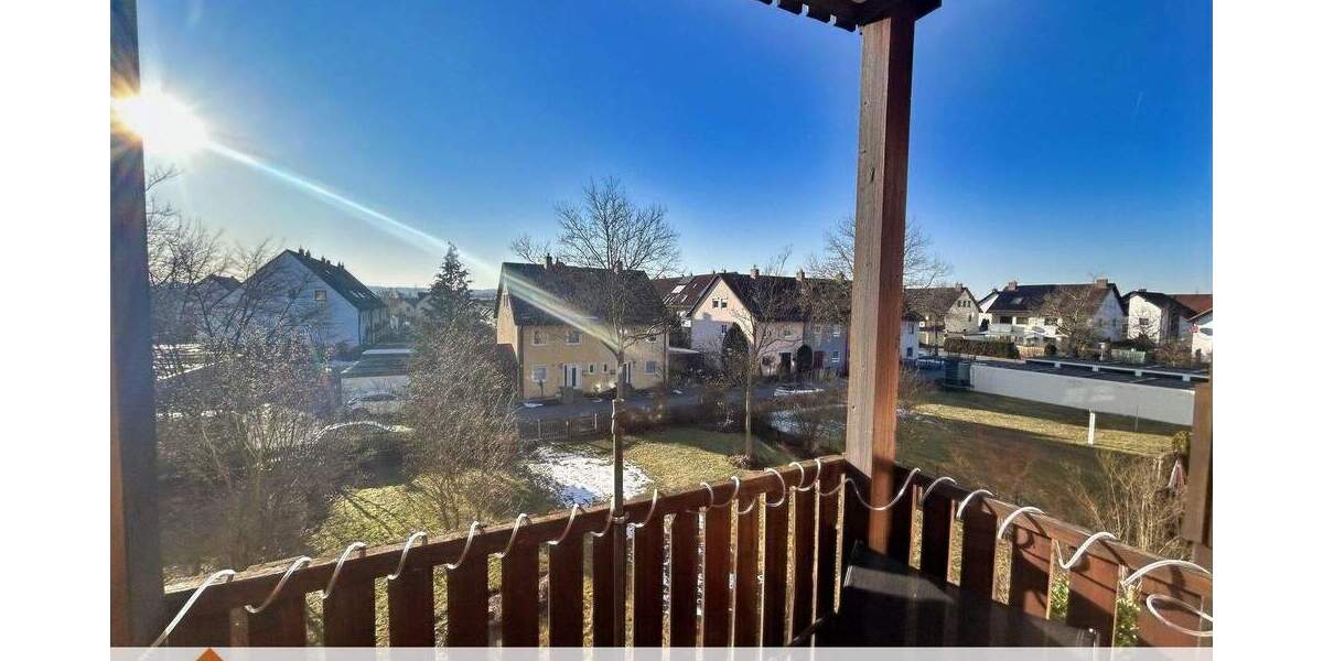 Etagenwohnung Regenstauf - 4 Zimmer, 91 m&sup2;, 299.000&euro; | Angebot:24974217