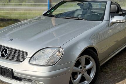 Mercedes-Benz SLK 200 107.000 km 8.499 &euro; Müschenbach 57629