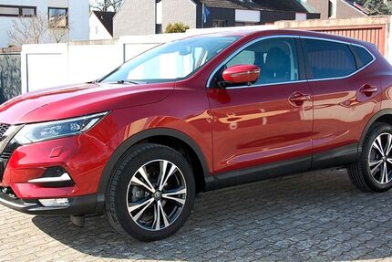 Nissan Qashqai 52.100 km 15.680 &euro; Feucht 90537