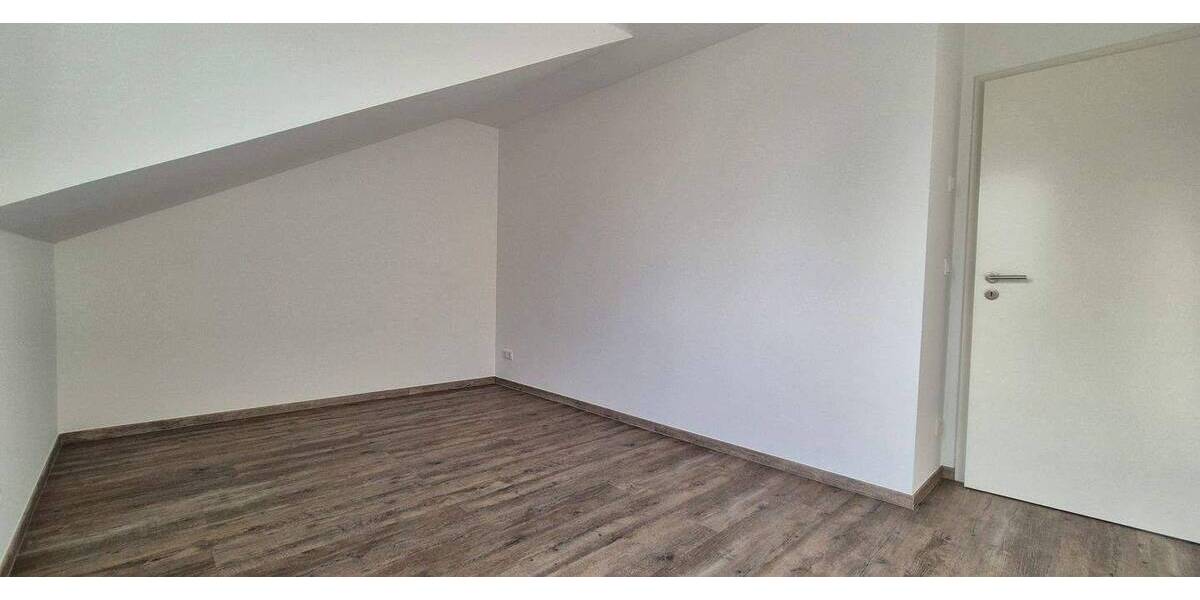 Etagenwohnung Bergen auf Rügen Bergen - 3 Zimmer, 84 m&sup2;, 925&euro; | Angebot:26804349