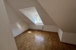 Wohnen mal anders! Imposante Dachgeschosswohnung mit Balkon und Aufzug! - Dachgeschoßwohnung Gera Alt-Bieblach | Angebot:26386423