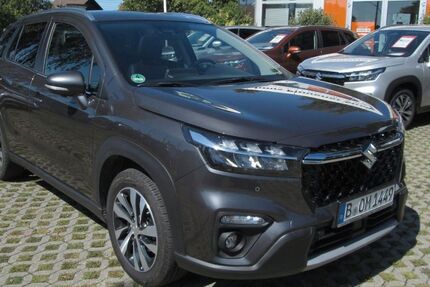 Suzuki (SX4) S-Cross 32.500 km 26.599 € Berlin 13053