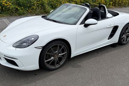 Porsche Boxster 42.000 km 53.990 &euro; Wiesbaden 65205
