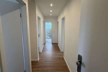 Wohnung Wiesbaden Dotzheim - 4 Zimmer, 70 m&sup2;, 1.300&euro; | Angebot:27331504