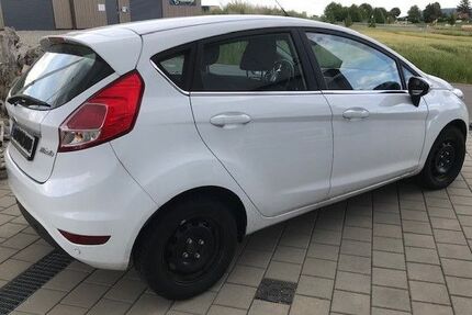 Ford Fiesta 21.079 km 8.900 &euro; Krauchenwies 72505