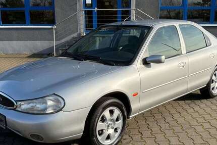 Ford Mondeo 148.078 km 2.950 &euro; Monheim 40789