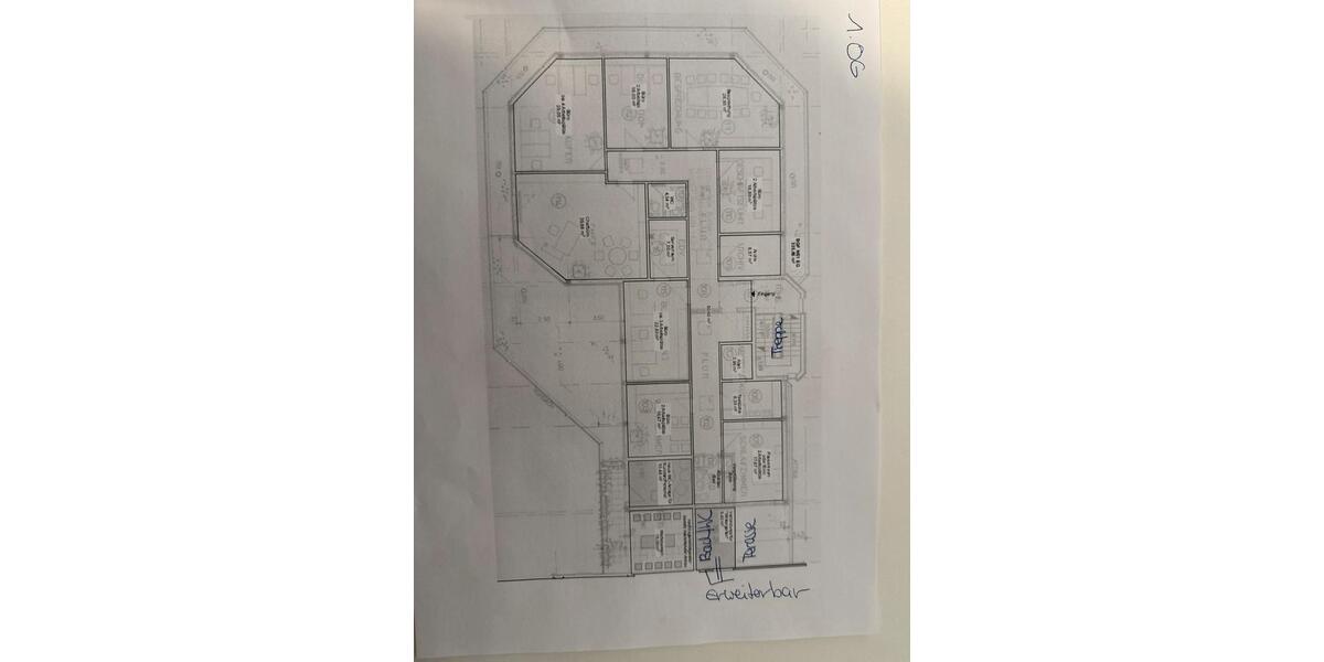 Etagenwohnung Schwandorf - 9 Zimmer, 280 m&sup2;, 2.450&euro; | Angebot:24728295