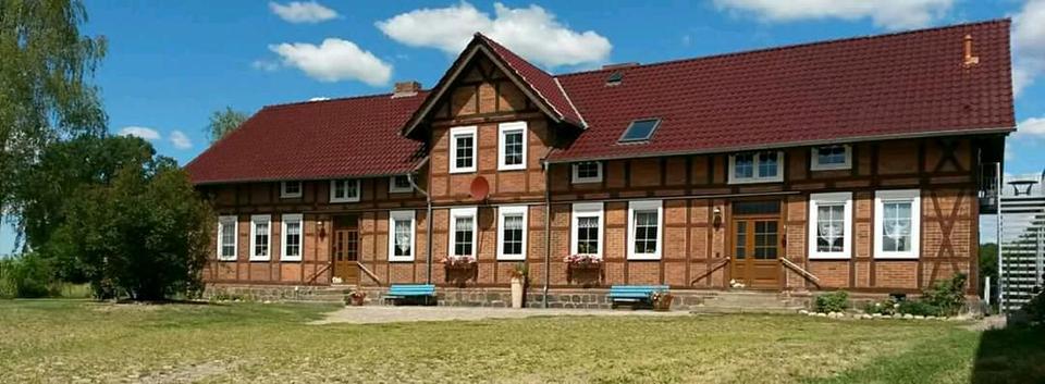 Einfamilienhaus Osterburg (Altmark) - 3 Zimmer, 100 m&sup2;, 800&euro; | Angebot:21676694