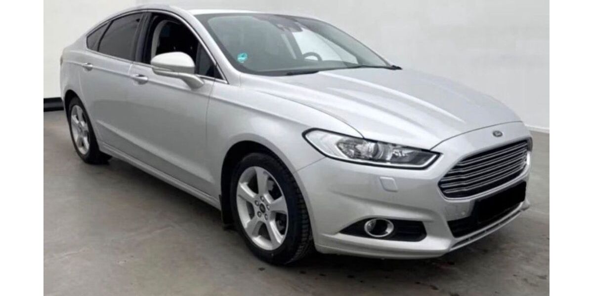 Ford Mondeo 140.000 km 8.200 &euro; Kiel 21403