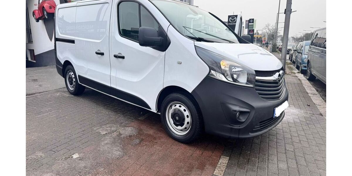 Opel Vivaro 122.857 km 7.300 &euro; Ditzingen 71254