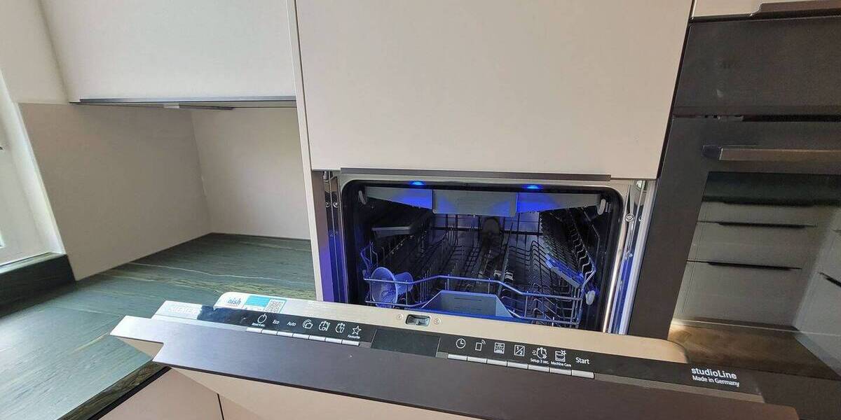 Etagenwohnung Würzburg Lindleinsmühle - 4 Zimmer, 170 m&sup2;, 2.500&euro; | Angebot:26343936