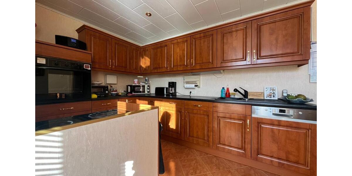Einfamilienhaus Spremberg - 7 Zimmer, 220 m&sup2;, 214.000&euro; | Angebot:19879375
