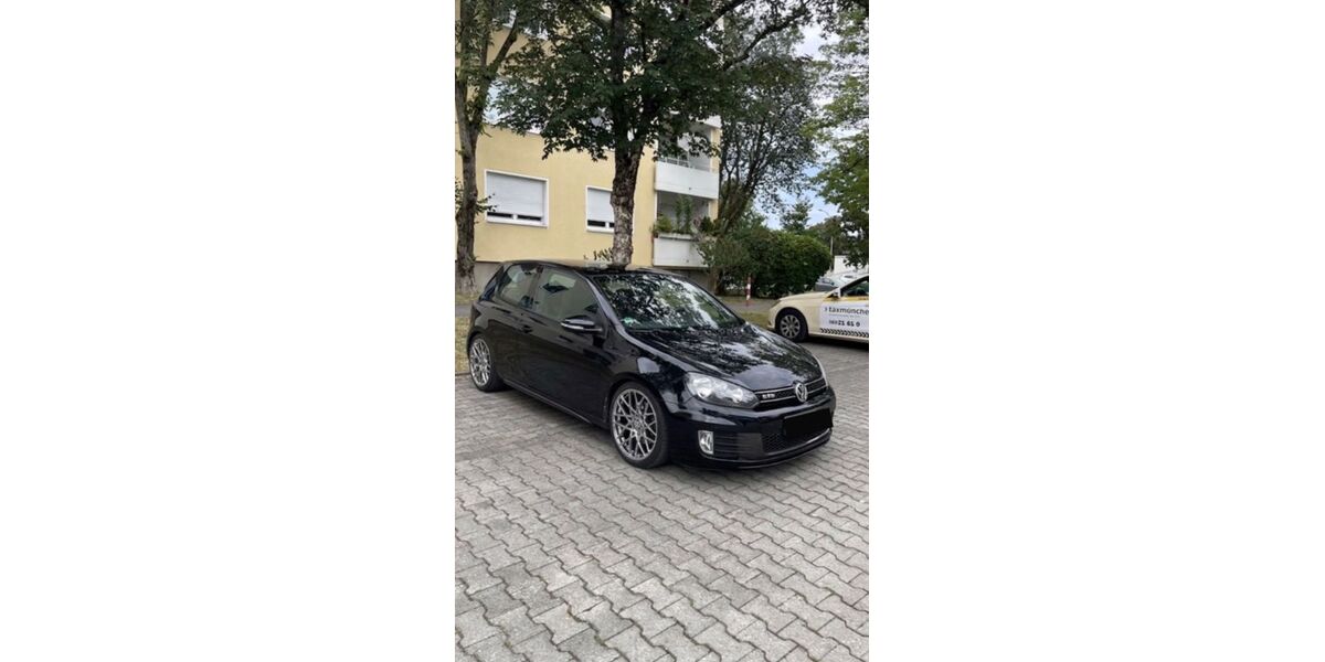 VW Golf 249.000 km 4.250 &euro; München 80689