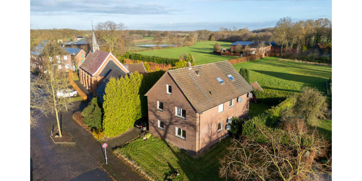 Einfamilienhaus Vreden - 9 Zimmer, 244 m&sup2;, 449.000&euro; | Angebot:25726508