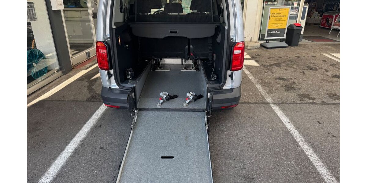 VW Caddy 39.000 km 23.450 &euro; Neckartenzlingen bei Stuttgart 72654