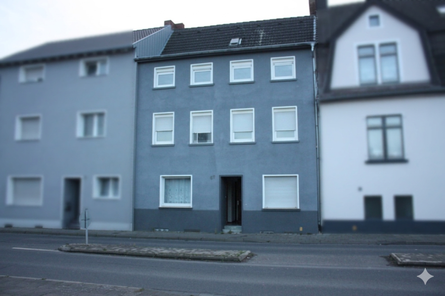 Einfamilienhaus Bedburg Blerichen - 10 Zimmer, 176 m&sup2;, 398.000&euro; | Angebot:27341487