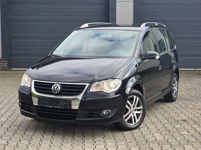 VW Touran 267.000 km 3.550 € Surwold 26903