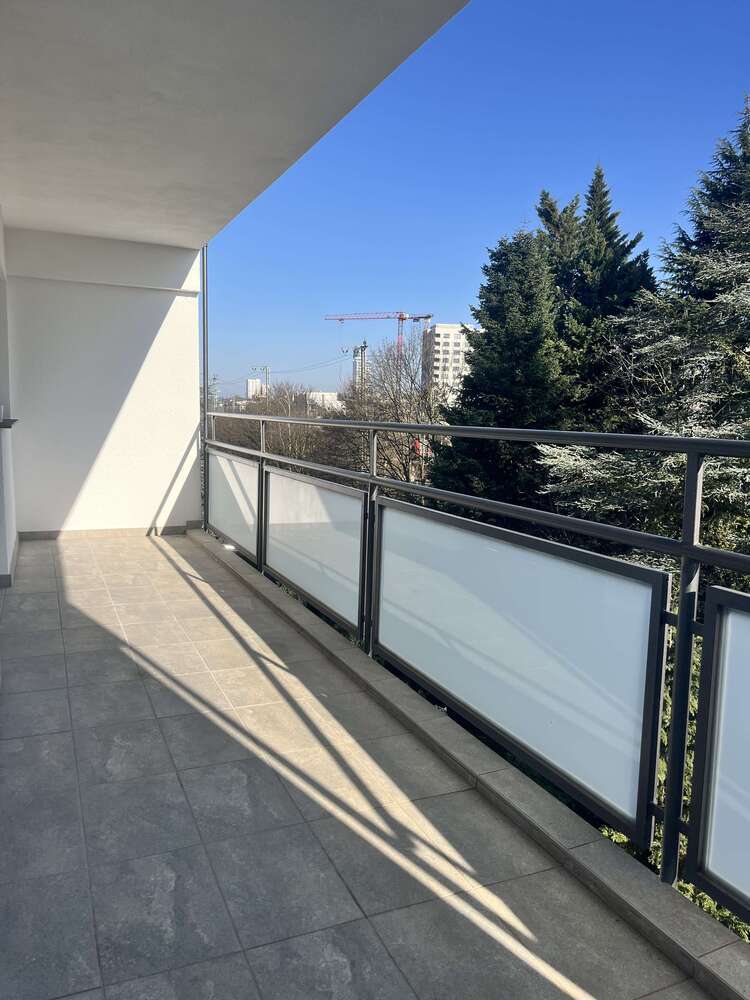 Wohnung zum Mieten in Frankfurt 2.100 € 103 m²