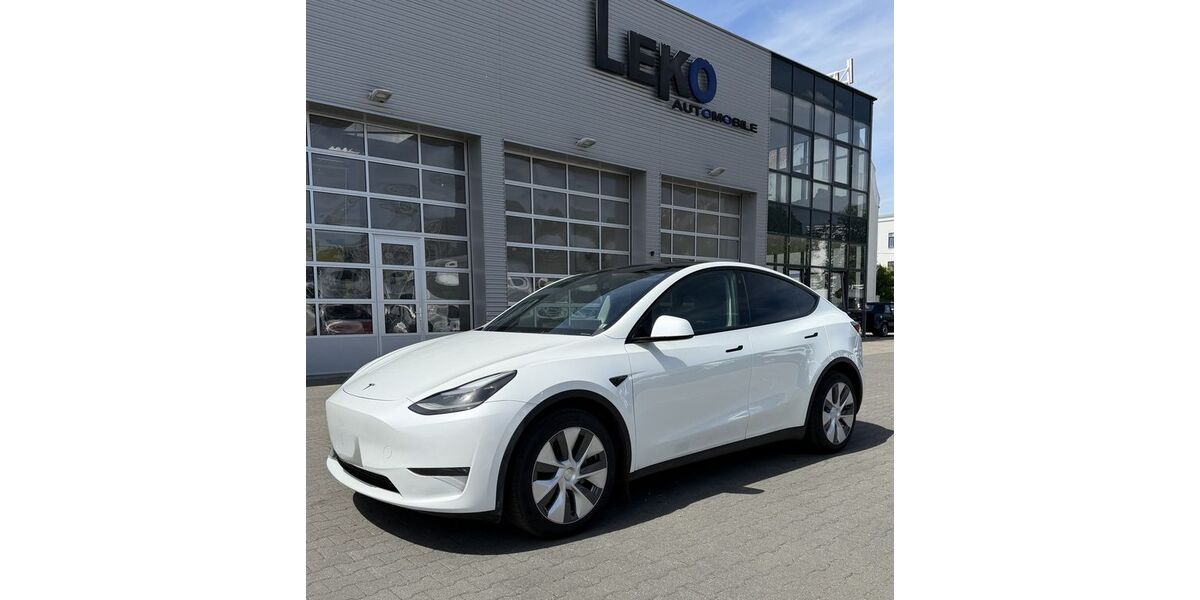 Tesla Model Y 33.999 km 35.980 &euro; Berlin-Lichtenberg 10365