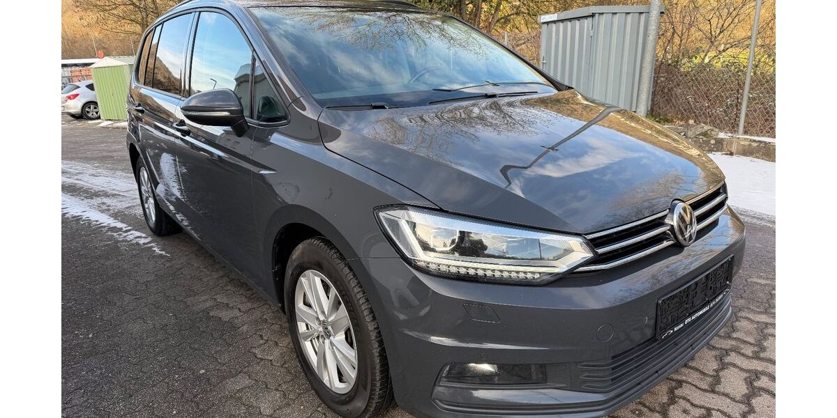 VW Touran 189.000 km 15.950 &euro; Nassau 56377