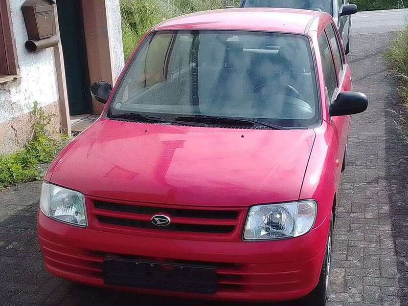 Daihatsu Cuore 59.000 km 2.350 € Mettlach 66693