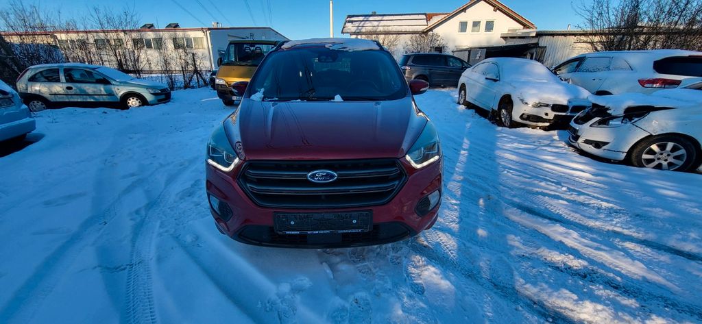 Ford Kuga 137.449 km 8.900 &euro; Vilshofen-Pleinting 94474
