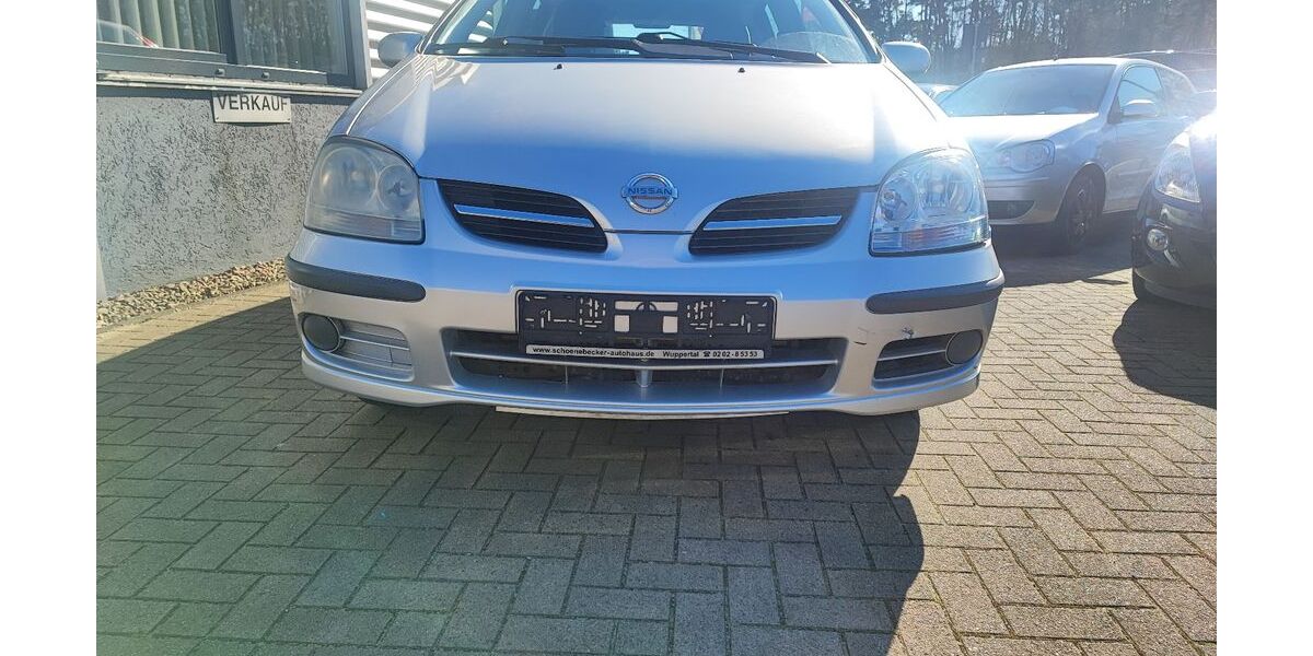 Nissan Almera Tino 180.000 km 950 &euro; Schlangen 33189