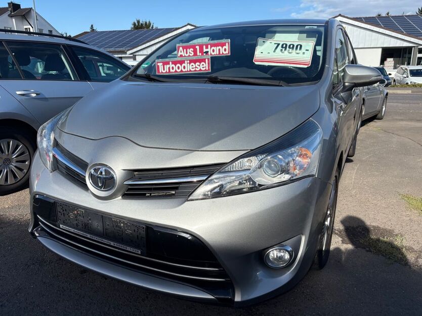 Toyota Verso 101.000 km 7.990 € Ochtendung 56299
