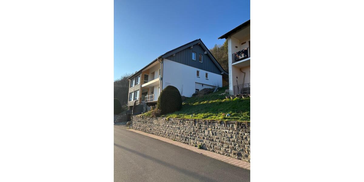 Etagenwohnung Schönecken - 7 Zimmer, 150 m&sup2;, 370.000&euro; | Angebot:27245988