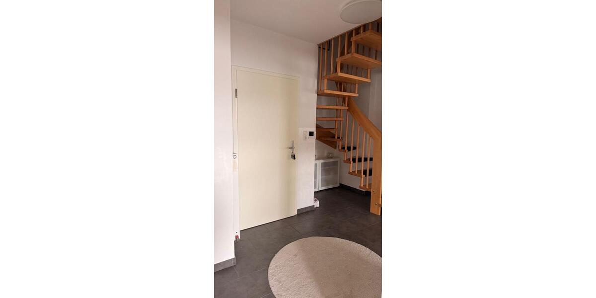 Dachgeschoßwohnung Delmenhorst - 2.5 Zimmer, 77 m&sup2;, 182.000&euro; | Angebot:26795656