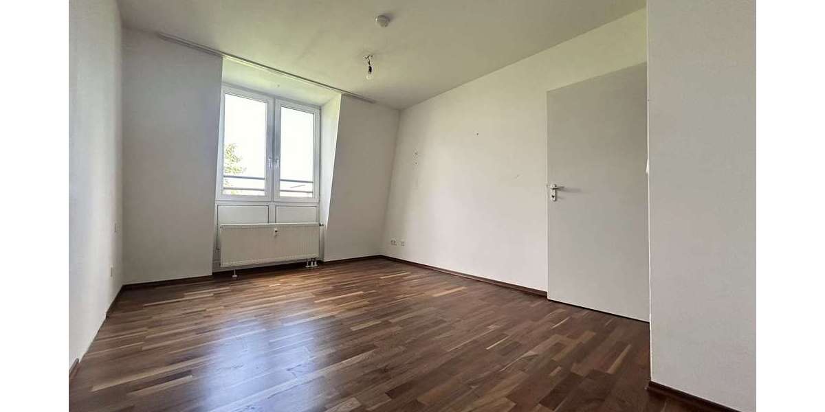 Sofort frei - Dachterrassen-Wohnung, 2 Zi. plus Wohnküche (Erbpacht) - Dachgeschoßwohnung München Bogenhausen | Angebot:26714706