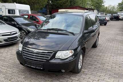 Chrysler Voyager 220.000 km 3.950 &euro; Augsburg 86165