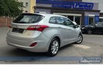 Hyundai i30 FIFA World Cup Edition*NAV*SHZ*StandH*R-CAM* 49.964 km 9.990 &euro; Berlin 13187