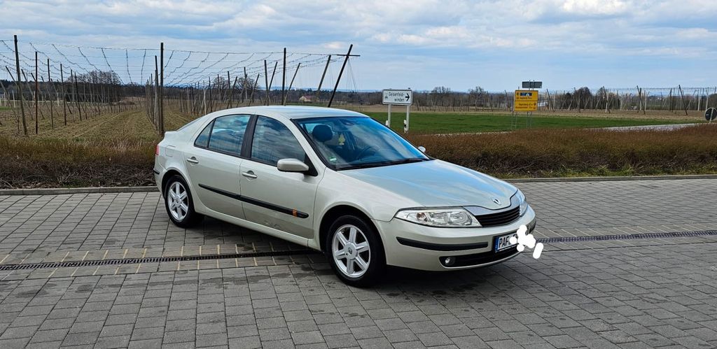 Renault Laguna 205.000 km 2.399 &euro; Geisenfeld 85290