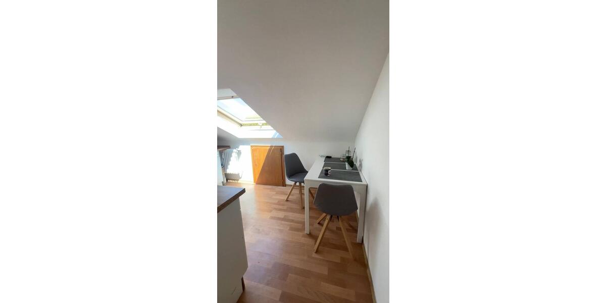 Dachgeschoßwohnung Geilenkirchen - 3 Zimmer, 51 m&sup2;, 780&euro; | Angebot:25397364