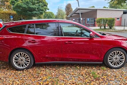 Ford Focus 118.500 km 11.499 &euro; Ilsfeld 74360