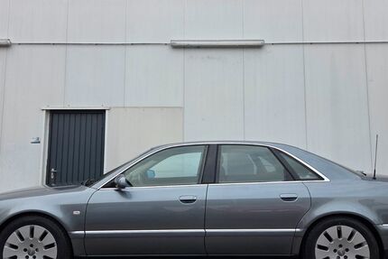 Audi A8 146.000 km 16.900 &euro; Hamburg 22419