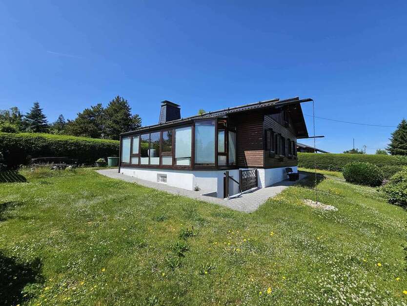 Haus zum Kaufen in Allendorf (Eder) - Bromskirchen 219.000 € 94 m²