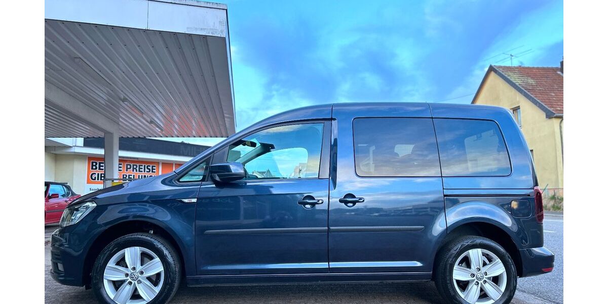 VW Caddy 124.980 km 17.990 &euro; Losheim am See 66679
