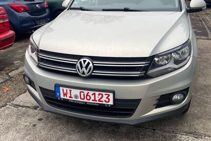 VW Tiguan 194.000 km 9.990 &euro; Wiesbaden 65199