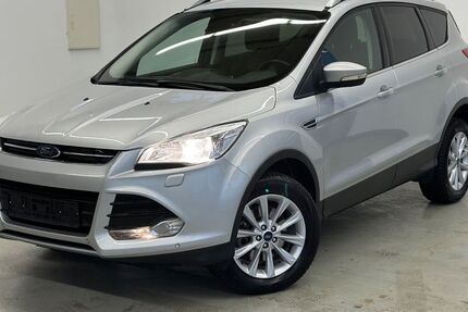 Ford Kuga 175.500 km 8.960 € Lage 32791
