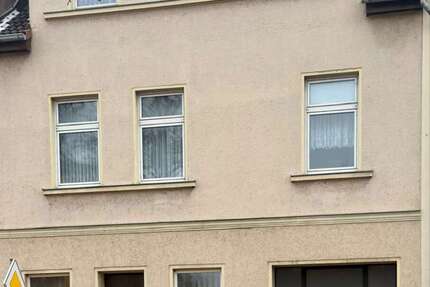 Haus zum Kaufen in Bernburg (Saale) 65.000 € 194 m² 6 zimmer