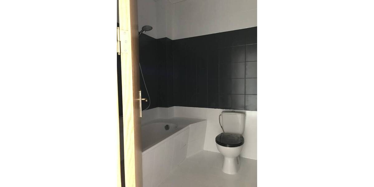 Reihenmittelhaus Bernsbach Bernsbach - 5 Zimmer, 120 m&sup2;, 220.000&euro; | Angebot:26500144