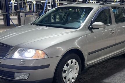 Skoda Octavia 249.000 km 1.400 &euro; Nürnberg 90431
