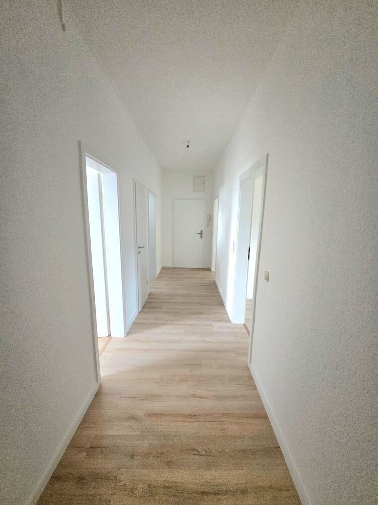 Schicke 3-Zimmer-Dachgeschoßwohnung in zentraler Lage von Stollberg!