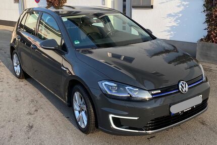 VW Golf 82.700 km 10.900 &euro; Feldkirchen Westerham 83620